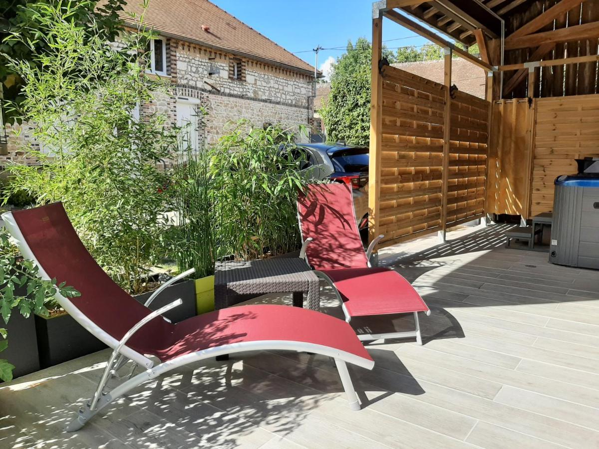 Maison Longere Les Camelias Vinneuf Zewnętrze zdjęcie