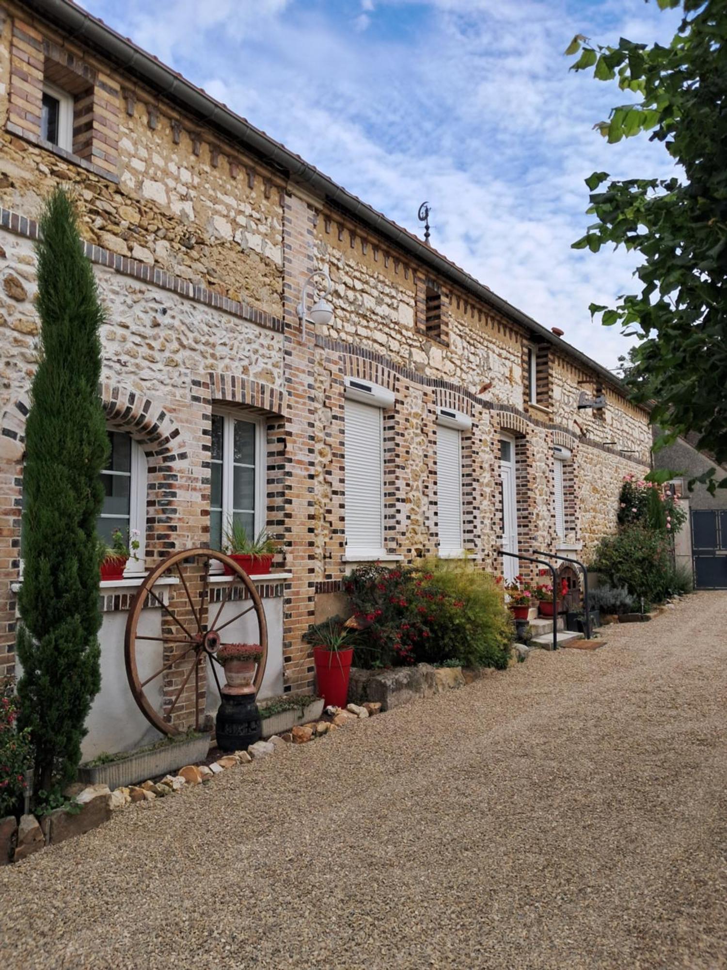 Maison Longere Les Camelias Vinneuf Zewnętrze zdjęcie